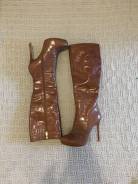 Сапоги. 38