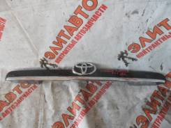 Накладка крышки багажника. Toyota Corolla Fielder, NZE120, NZE121, NZE121G, NZE124, NZE124G, ZZE122, ZZE122G, ZZE123, ZZE123G, ZZE124, ZZE124G