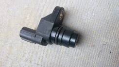 Датчик положения распредвала. Honda: Zest, Accord, Element, Accord Tourer, Stream, Civic, Airwave, Fit Aria, Mobilio Spike, Life, Partner, Elysion, Ja...