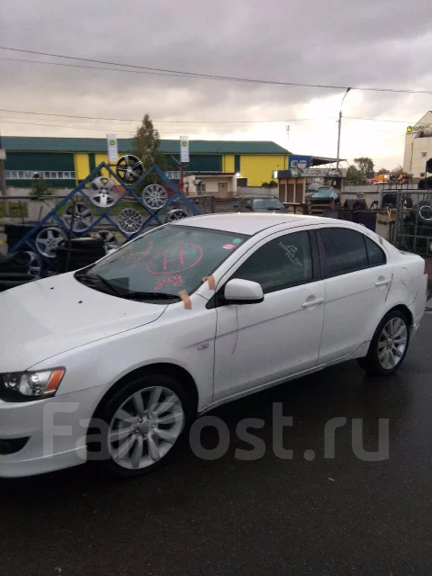 Mitsubishi Lancer ����