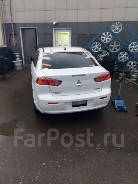 Mitsubishi Lancer ����