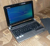 eMachines. 10.1", 1,6����, ��� 2048 ��, ���� 160���, WiFi, Bluetooth, ����������� �� 24��.