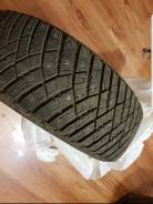 Goodyear UltraGrip Ice Arctic. Зимние, шипованные, 2015 год, износ: 5%, 4 шт