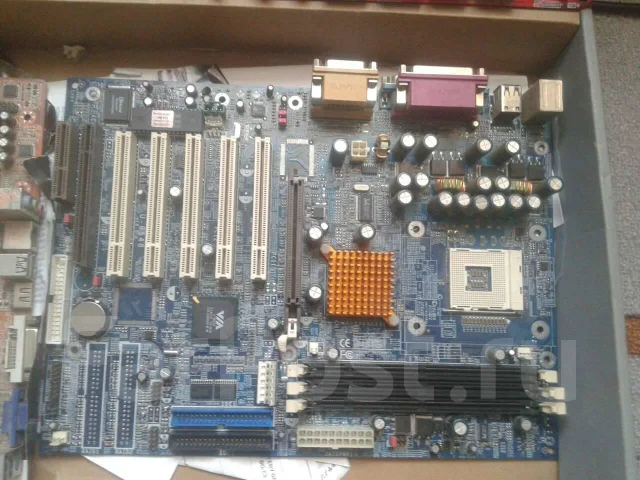 Socket 370 ����