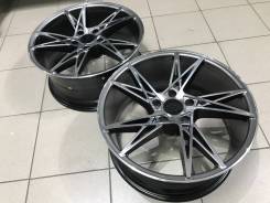 Rotiform. 8.0x18, 5x112.00, 5x114.30, ET30, ЦО 73,1 мм.