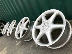 Nissan. 7.0x17, 5x114.30, ET30