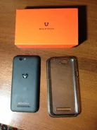 Wileyfox Spark. �/�