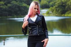 Куртки. 38, 40