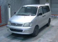 Toyota Noah. SR40