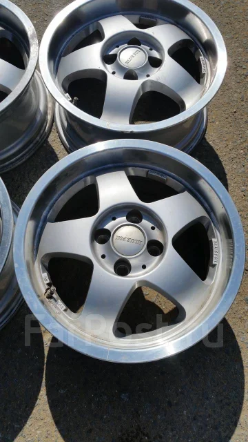 Fox. 7.0x15", 4x100, ET28 ����