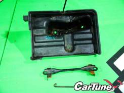 Крепление аккумулятора. Toyota Aristo, JZS160, JZS161
