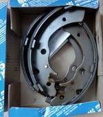 Колодка тормозная. Nissan: Bluebird, Auster, Lucino, Primera Camino, Stanza, Pulsar, Presea, Sunny, Primera Двигатели: CA18I, SR20D, SR18DE, LD20, SR2...