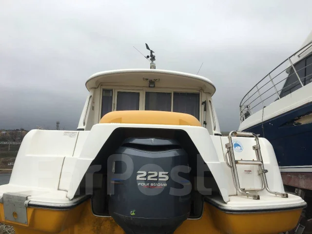 Yamaha CR-27. 1996 ���, ����� 8,2��., ��������� ���������, 225��.�., ������ ����