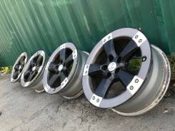 Toyota. 7.5x18, 5x114.30, ET35, ЦО 60,1 мм.