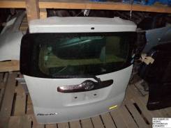 Дверь багажника. Toyota Ractis