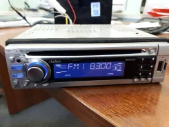 Clarion DB565USB ����