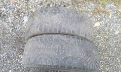 Goodyear UltraGrip 5. Зимние, шипованные, износ: 80%, 2 шт
