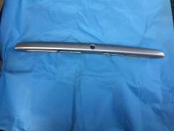 Накладка крышки багажника. Lexus: GS400, GS300, LS430, LS400, GS430 Toyota Aristo, JZS161, JZS160 Двигатели: 2JZGE, 1UZFE, 3UZFE, 2JZGTE