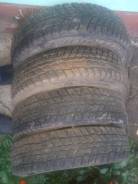 Roadstone Winguard Ice. Зимние, шипованные, 2010 год, износ: 40%, 4 шт