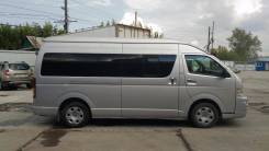 Toyota Hiace. , 2 700 куб. см., 11 мест