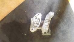 Подушка двигателя. Honda Stream, RN6 Двигатель R18A