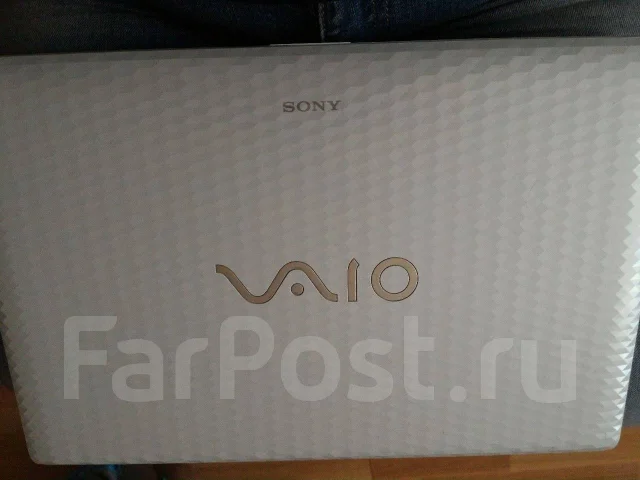Sony VAIO PCG-71C12V. 15", 1 700����, ��� 4 ��, ���� 500���, WiFi: 1, Bluetooth: 1, ����������� �� 10��. ����