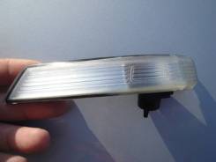 Повторитель поворота в зеркало. Ford Focus, CB8