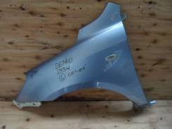 Крыло. Mazda Demio