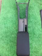 Бардачок. Toyota Corolla Runx, NZE121, NZE124, ZZE124, ZZE122 Toyota Allex, ZZE124, NZE121, NZE124, ZZE122 Toyota Corolla Fielder, NZE124, ZZE122, NZE...