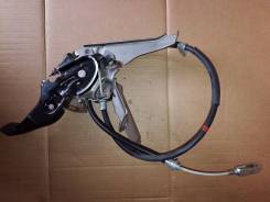 Педаль ручника. Toyota Camry, ACV40, GSV40 Двигатели: 2AZFE, 2GRFE
