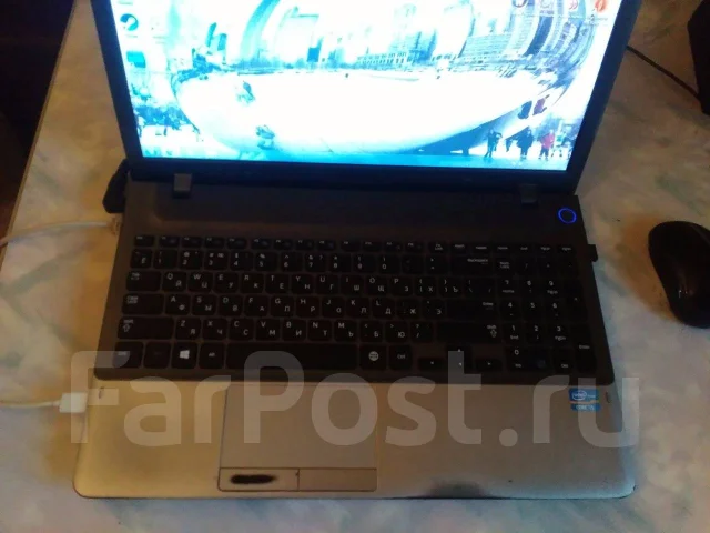 Samsung 350V5C. 15.6", 2,6����, ��� 6 ��, ���� 500���, WiFi: 1, Bluetooth: 1, ����������� �� 4��. ����