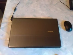 Samsung 350V5C. 15.6", 2,6����, ��� 6 ��, ���� 500���, WiFi, Bluetooth, ����������� �� 4��. ����