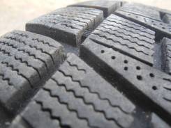 Bridgestone Blizzak Revo2. Зимние, без шипов, 2011 год, износ: 5%, 4 шт