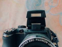 Fujifilm FinePix S3200. 5 - 5.9 Мп, зум: 14х и более