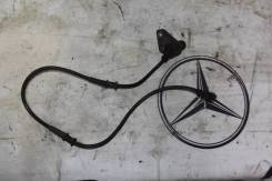 Датчик abs. Mercedes-Benz E-Class, S210, W210 Двигатели: M104, M111E20, M111E23, M112E24, M112E26, M112E28, M112E32, M113E43, M113E55, M119, M111E20EV...