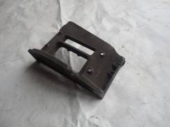 Защита двигателя пластиковая. Toyota: Carina, Sprinter, Corolla Spacio, Corona, Sprinter Carib, Avensis, Corolla Levin, Sprinter Trueno, Corolla, Cari...