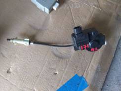 Замок лючка бензобака. Toyota Crown, JZS171, JZS179, JZS175W, GS171, JZS173, JZS171W, JZS173W, JZS175, JKS175 Двигатели: 1JZGTE, 1JZFSE, 2JZGE, 2JZFSE...