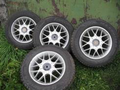 Bridgestone Ice Cruiser 7000. Зимние, шипованные, износ: 60%, 4 шт