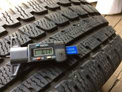 Kumho I'Zen KW27. Зимние, без шипов, износ: 20%, 4 шт