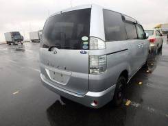 Toyota Voxy. AZR60, 1AZ