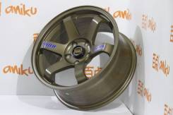 RAYS VOLK RACING. 8.0x17, 5x114.30, ET28, ЦО 73,1 мм.
