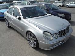 Mercedes-Benz E-Class. 112
