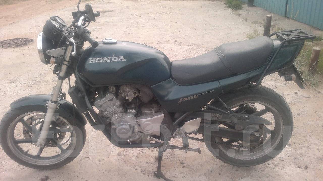 Honda CB 250 Jade