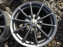 Honda. 7.0x17, 5x114.30, ET55