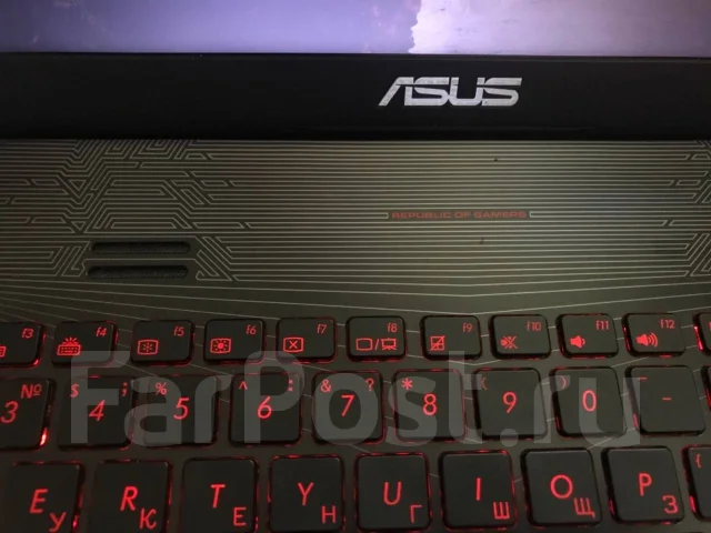 Asus ROG. 15.6", 3,2����, ��� 8 ��, ���� 1 000���, WiFi: 1, Bluetooth: 1, ����������� �� 5��. ��� ����� �� ���������� ����
