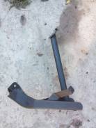 Кронштейн рамы. Infiniti QX56, JA60 Nissan Armada, TA60 Nissan Titan, A60 Двигатель VK56DE