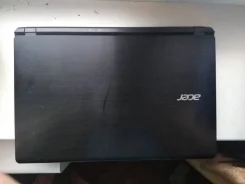 Acer Aspire V5-552G. 15.6", ��� 4 ��, ���� 500���, WiFi, Bluetooth, ����������� �� 4��.