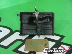 Крепление аккумулятора. Toyota Crown Majesta, JZS175