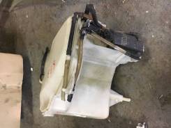 Бачок стеклоомывателя. Toyota Sprinter, AE100, AE101, AE102, AE104, AE109, AE110, AE111, AE114, CE102, CE102G, CE104, CE105, CE106, CE107, CE108, CE10...