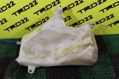 Бачок стеклоомывателя. Toyota RAV4, BEA11, SXA10, SXA10C, SXA10G, SXA10W, SXA11, SXA11G, SXA11W, SXA15, SXA15G, SXA16, SXA16G Двигатели: 3SFE, 3SGE, E...